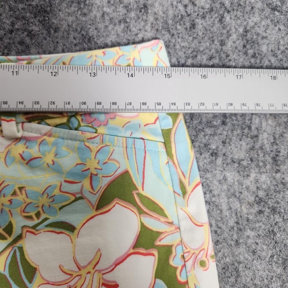 Talbots Perfect Shorts Women 4P 30W 9 I Petite Multicolor‎ Floral Print Flowers - Picture 5 of 6